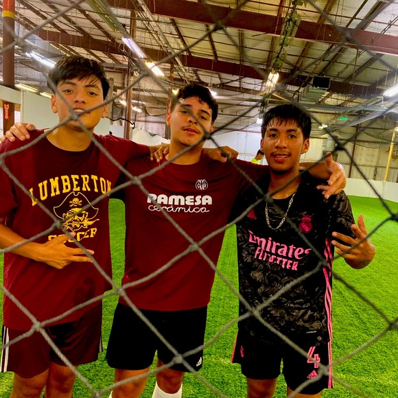 Meet your Posher, Oswaldo - Picture 1 of 1